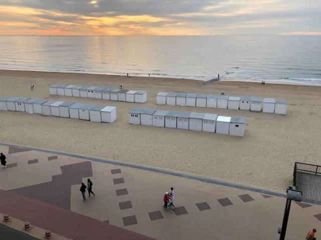 Appartementen Op De Zeedijk In Knokke Op De 3E En 4E Verdieping Van Logie Marie 外观 照片