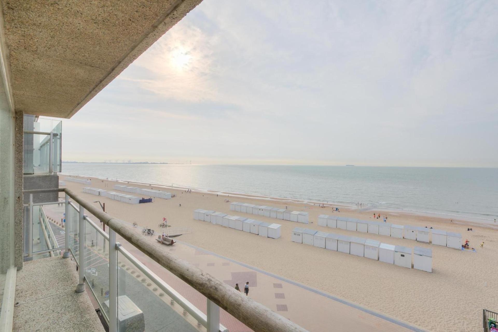 Appartementen Op De Zeedijk In Knokke Op De 3E En 4E Verdieping Van Logie Marie 外观 照片